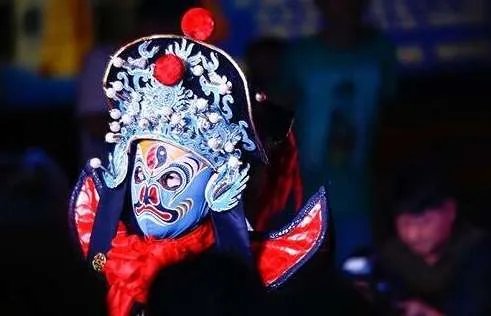 川剧中的变脸究竟是怎么变的？全方位带你揭秘川剧变脸的原理