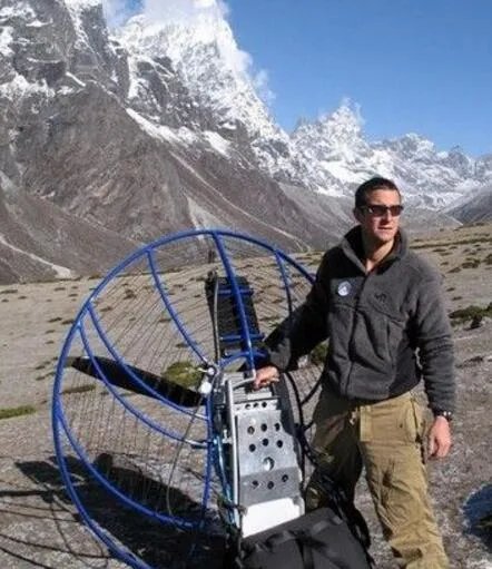 贝尔格里尔斯的儿子图片流出 揭贝尔被解雇真相