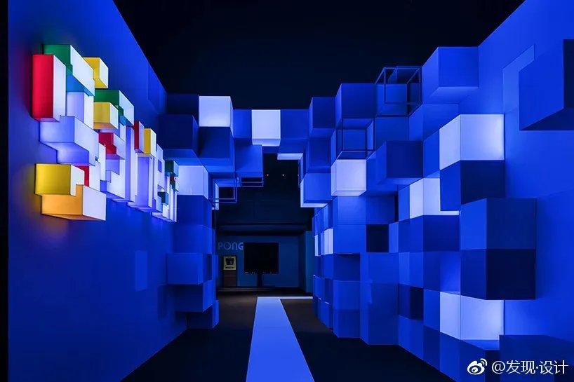 2018年深圳全球游戏潮流盛典的展厅看起来像一个巨大的像素迷...