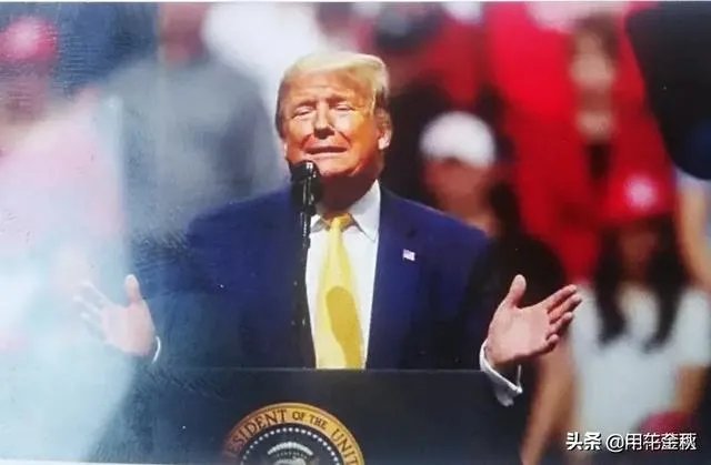 美国那么发达,为什么还是控制不好新冠病毒传播?