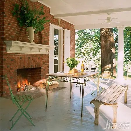 10个户外餐厅设计 花团簇拥的华丽感