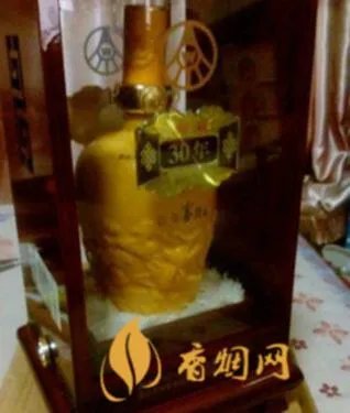 五粮液富贵百年酒:传奇的中国美酒