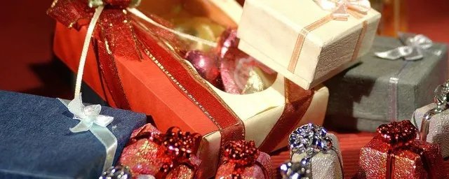 送妈妈什么礼物最贴心 送妈妈礼物如何选择