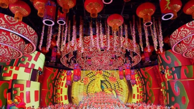 央视春晚几点开播