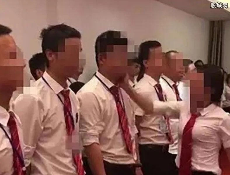 女经理扇员工耳光 背后的真相竟是这样