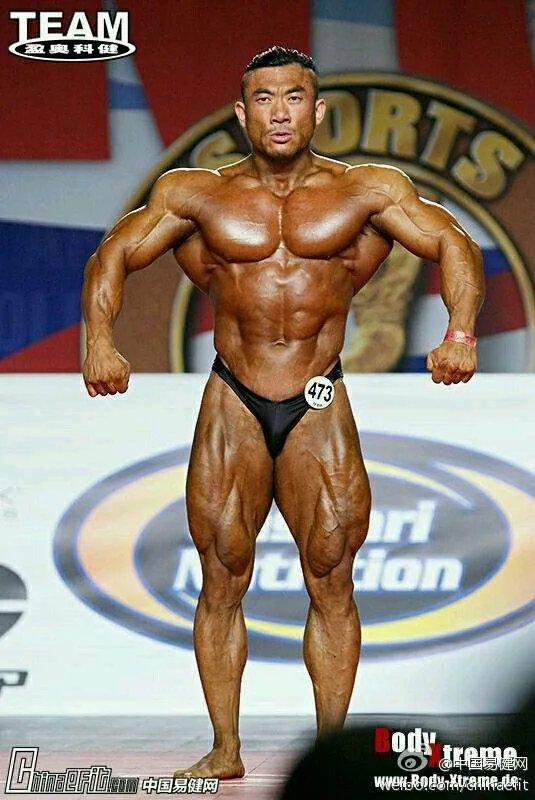 亚洲人能练成马库斯罗希尔的肌肉吗？要多久？