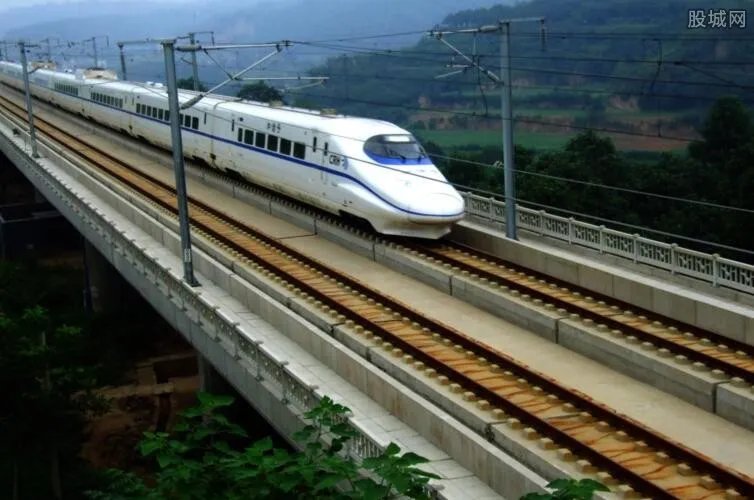 动车高等座调价 最大票价调整折扣幅度将达到6.5折