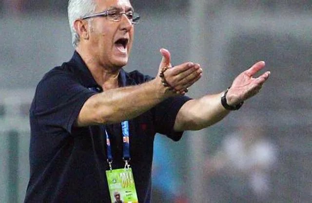 续约曼萨诺，你认为贵州下赛季会取得怎样的成绩？