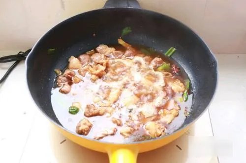 牛肉炖土豆的做法