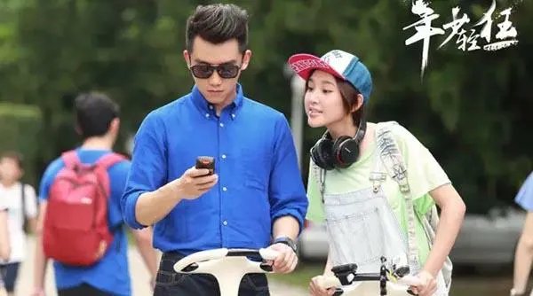 唐艺昕到底夸了郑恺什么?引发两队粉丝再次开撕,非要她道歉?