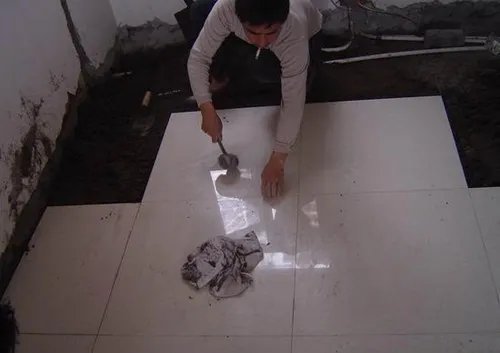 地砖一般铺多厚