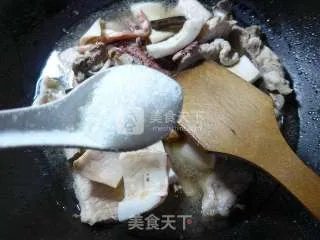 墨鱼鲞烧大排