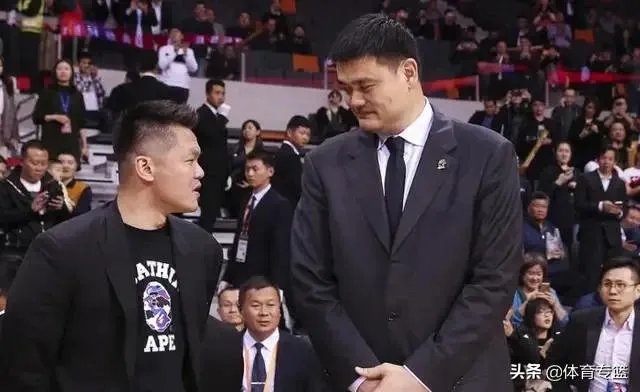 莫雷年薪5500万，那么CBA顶级总经理朱芳雨年薪多少？