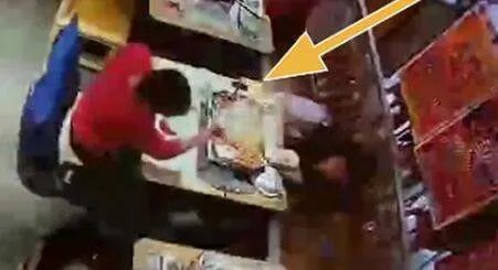 上海江边城外烤鱼突然爆炸,顾客索赔14.5万,对此你怎么看?