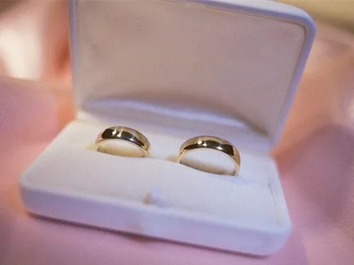 BLOVES婚戒定制中心好吗 结婚戒指怎么挑选