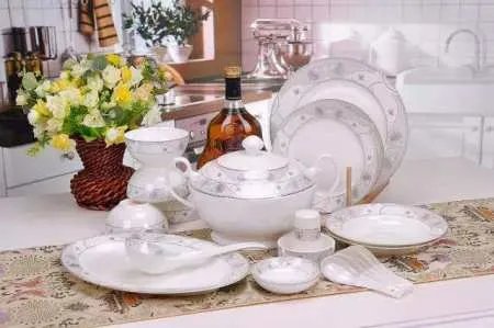 如何选择日用瓷？