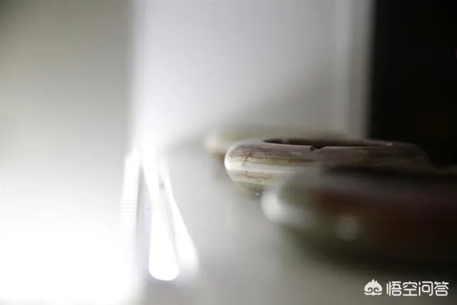 为什么有些中国人钟爱玉石，而有些印度人钟爱宝石？是因为民族性格不同吗？