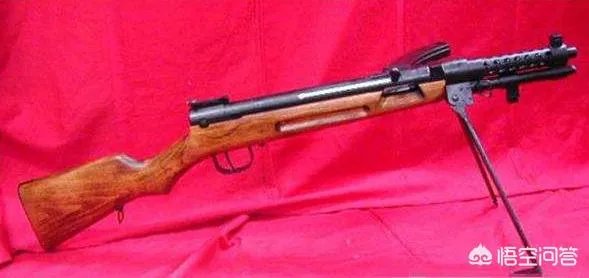 日本在二战时期发明了百式冲锋枪,为什么不用?
