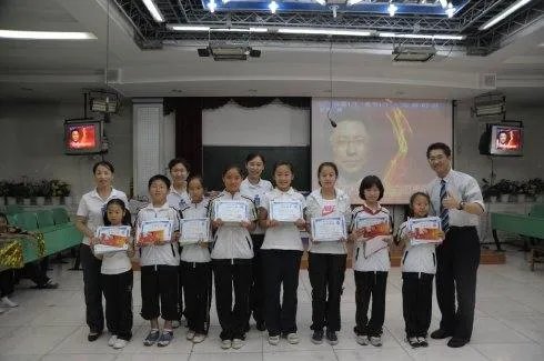 新疆教育学院实验小学的教育管理