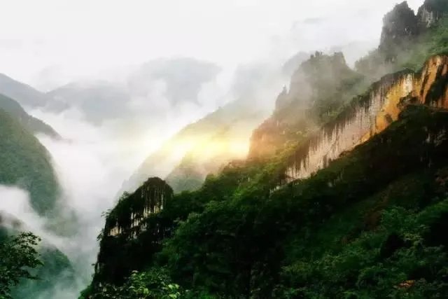 重庆出发3天自驾游攻略求推荐？