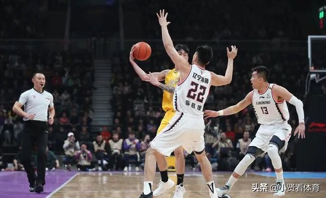 今年辽宁男篮战绩继续不佳,郭士强会下课吗?会不会换外援?为什么?