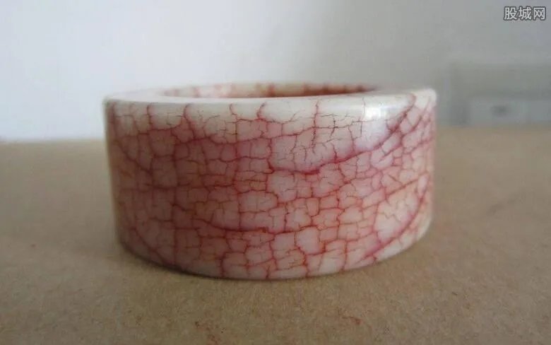 千年血玉价格一般多少 千年血玉市场价值有多高？