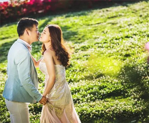 西安比较好的婚纱摄影有哪些 西安好的婚纱影楼价格贵吗