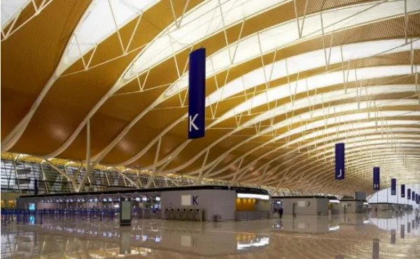 浦东国际机场一号航站楼的出发层是哪一层?