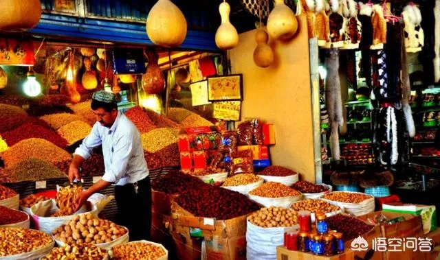 新疆喀什大巴扎值得逛嘛？