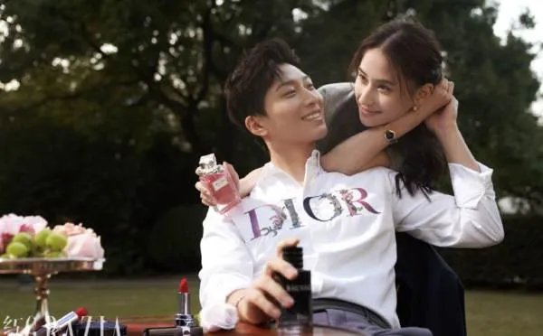 窦骁何超莲被传奉子成婚,为什么他们的婚事这么多人关注?