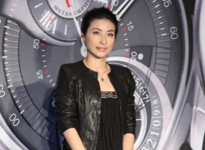 郭晶晶可以成为霍家儿媳,而章子怡却被嫌弃,背后原因是什么?