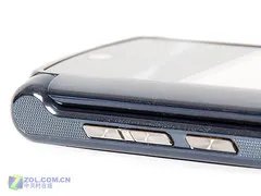 两个大彩屏——摩托罗拉 V8