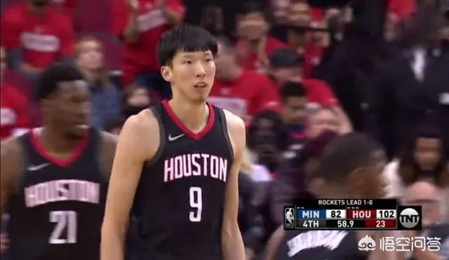 火箭队主场球迷朝着场上大喊:快把球传给周琦,我们要看他投篮,你是如何看待这个问题呢?