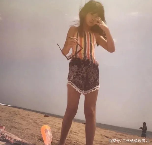 曹格夫妇为女儿庆生，10岁Grace颜值开挂，身材似模特，你怎么看？