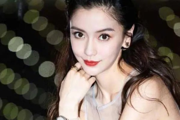 港媒曝黄晓明baby婚姻是弄假成真,如今的婚姻状态究竟是怎样的?