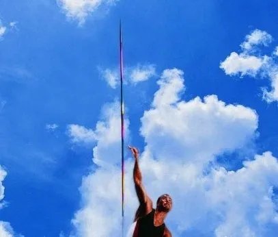 扔标枪有什么技巧？