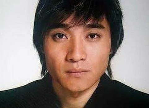 遭遇车祸不幸英年早逝的明星都有谁？