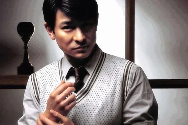 刘德华和林家栋到底有什么过往，为何当初他会让林家栋3年之内不能拍戏？