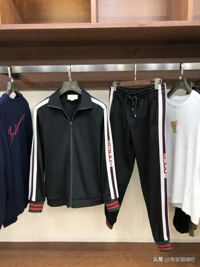 运动套装有好看的吗？