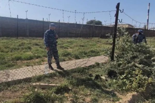 俄6名罪犯用勺子挖隧道越狱,在监狱挖隧道的难点都有哪些?