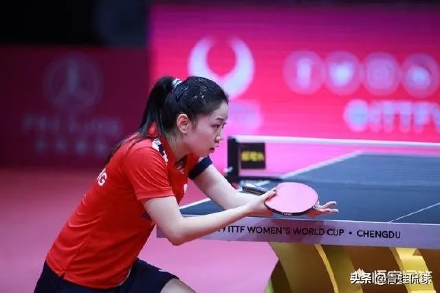 刘诗雯4-0张安,比赛末尾打出了一个小高潮,刘国梁都笑了,发生了什么?