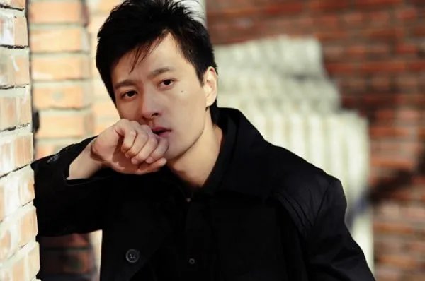 演员夏凡怒骂肖战“你啥也不是”背后原因究竟是什么?