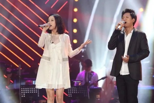 黄龄说母亲节礼物是把女婿领回家，她的男友究竟是谁？