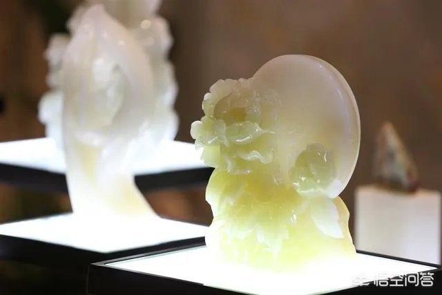 为什么有些中国人钟爱玉石，而有些印度人钟爱宝石？是因为民族性格不同吗？