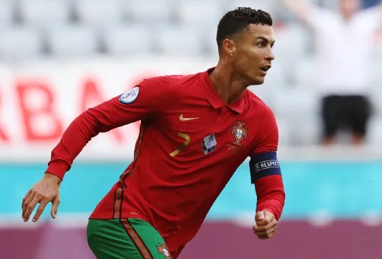 C罗斩获欧洲杯金靴后发声,他说了些什么?