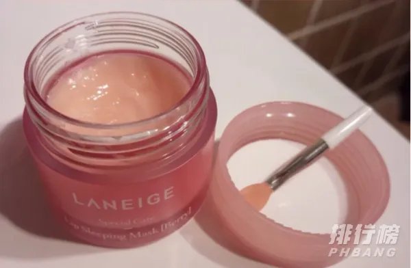 润唇膏什么牌子最好滋润不油腻_最好的润唇膏排行榜前十名