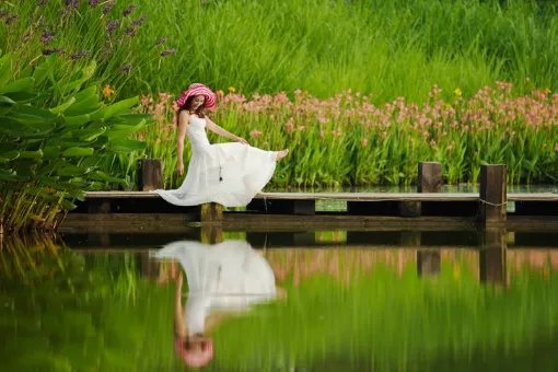 倩影是什么意思