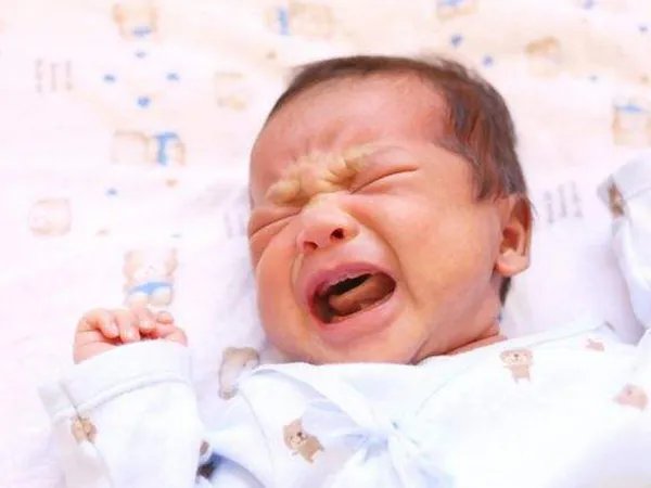 适合婴儿乳糖不耐受十大奶粉品牌排名，惠氏、雀巢名列前茅