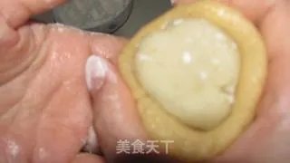 莲蓉月饼