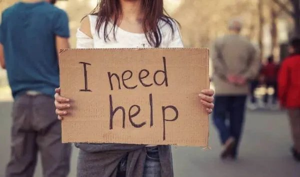 救命用英语怎么读